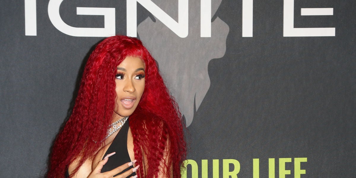 Cardi B durante un evento en Bel Air, California