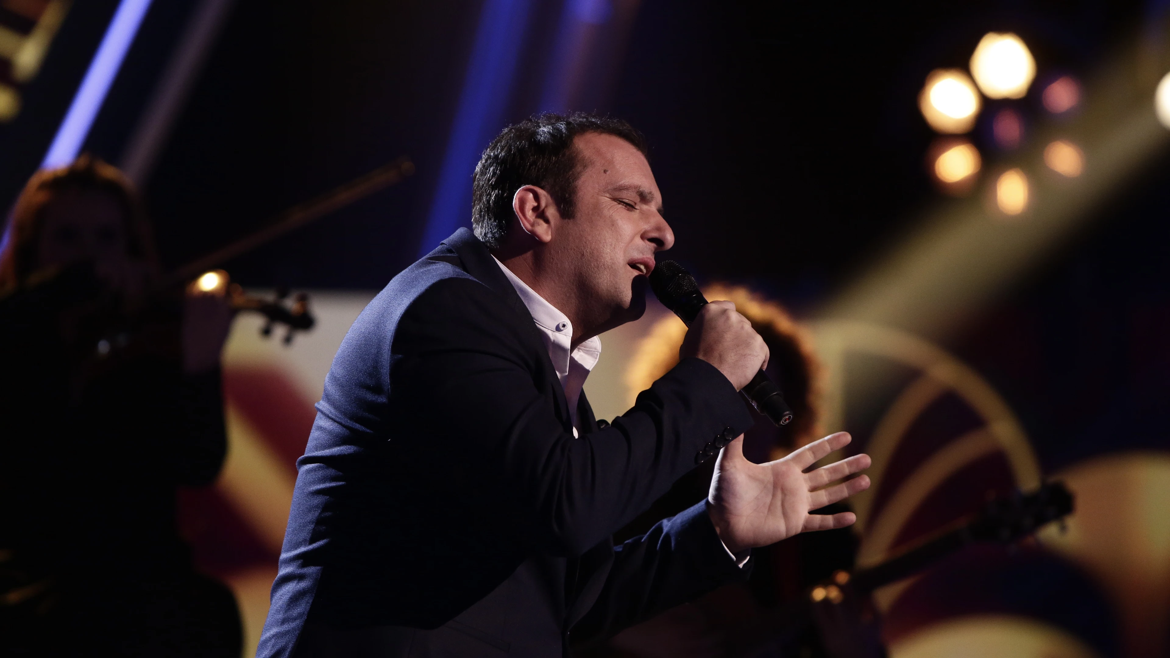 VÍDEO: Javi Moya canta ‘Dónde está el amor’ en la Semifinal de ‘La Voz’ VÍDEO: Javi Moya canta ‘Dónde está el amor’ en la Semifinal de ‘La Voz’