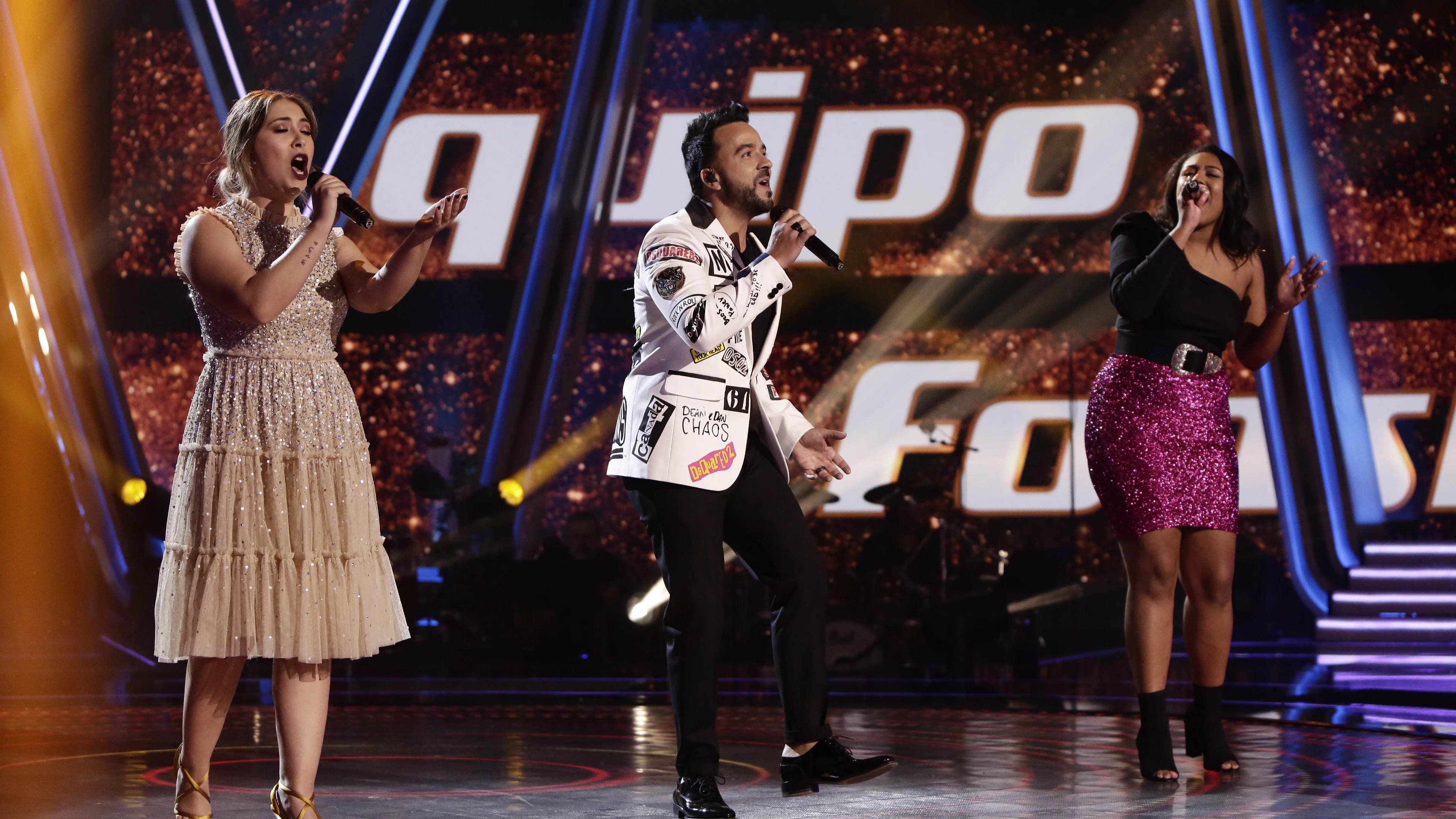 Luis Fonsi canta ‘Aquí estoy yo’ con Linda Rodrigo y María Espinosa en la Semifinal de ‘La Voz’ Vídeo - Luis Fonsi canta ‘Aquí estoy yo’ con Linda Rodrigo y María Espinosa en la Semifinal de ‘La Voz’