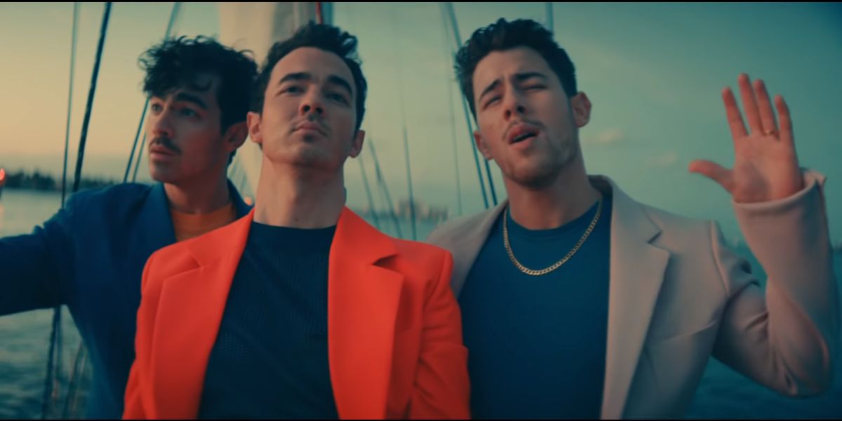 Jonas Brothers en 'Cool'