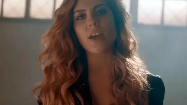 Miriam Rodríguez en uno de sus videoclips