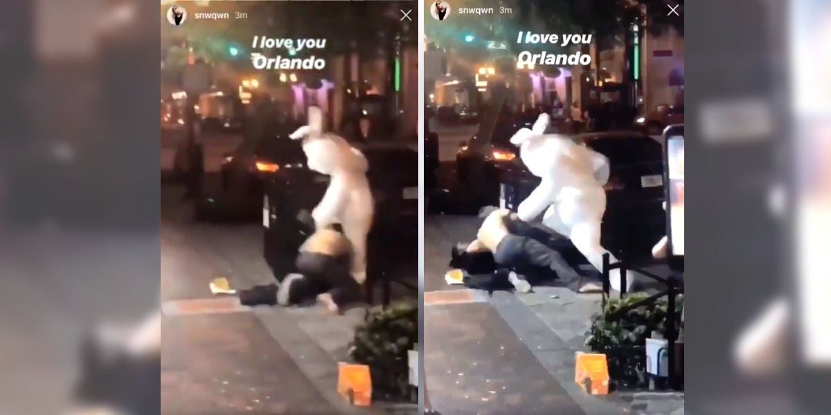Pelea en las calles de Orlando con un conejo de Pascua