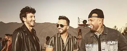 Sebastián Yatra, Luis Fonsi y Nicky Jam durante el rodaje del videoclip de 'Date La Vuelta' Sebastián Yatra, Luis Fonsi y Nicky Jam durante el rodaje del videoclip de 'Date La Vuelta'