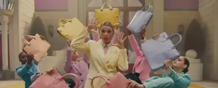Taylor Swift en su nuevo vídeo Taylor Swift en su nuevo vídeo