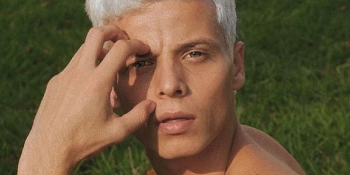 El modelo brasileño Tales Cotta