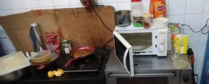 Retiran 86 productos no aptos para el consumo en un local de comida preparada de Barcelona Retiran 86 productos no aptos para el consumo en un local de comida preparada de Barcelona