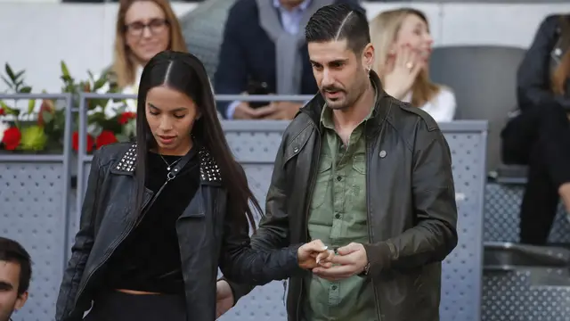 Melendi y Julia Nakatmasu