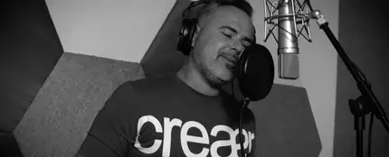 Juan Magan interpreta el tema Si te atreves Juan Magan interpreta el tema Si te atreves