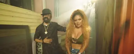 Karol G estrena 'Love With A Quality' con Damian 'Jr.Gong' Marley Karol G estrena 'Love With A Quality' con Damian 'Jr.Gong' Marley