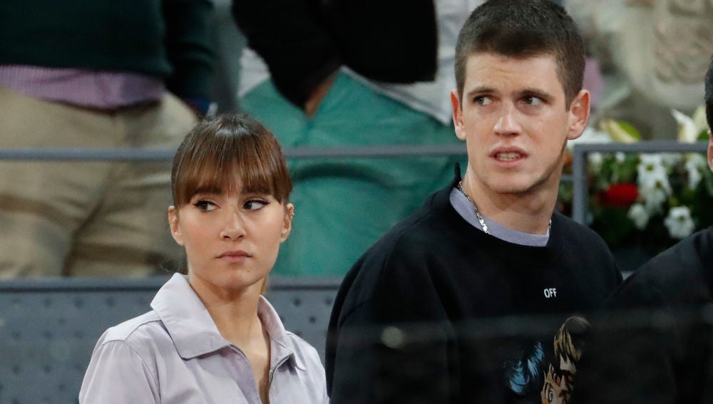 Aitana Ocaña y Miguel Bernardeau en el Mutua Madrid Open durante el partido de Rafa Nadal