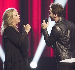 David Bisbal y Blanca Villa cantan ‘Vibro’ de Rocío Jurado en ‘La Voz Senior’ David Bisbal y Blanca Villa cantan ‘Vibro’ de Rocío Jurado en ‘La Voz Senior’