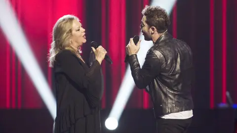David Bisbal y Blanca Villa cantan ‘Vibro’ de Rocío Jurado en ‘La Voz Senior’ David Bisbal y Blanca Villa cantan ‘Vibro’ de Rocío Jurado en ‘La Voz Senior’