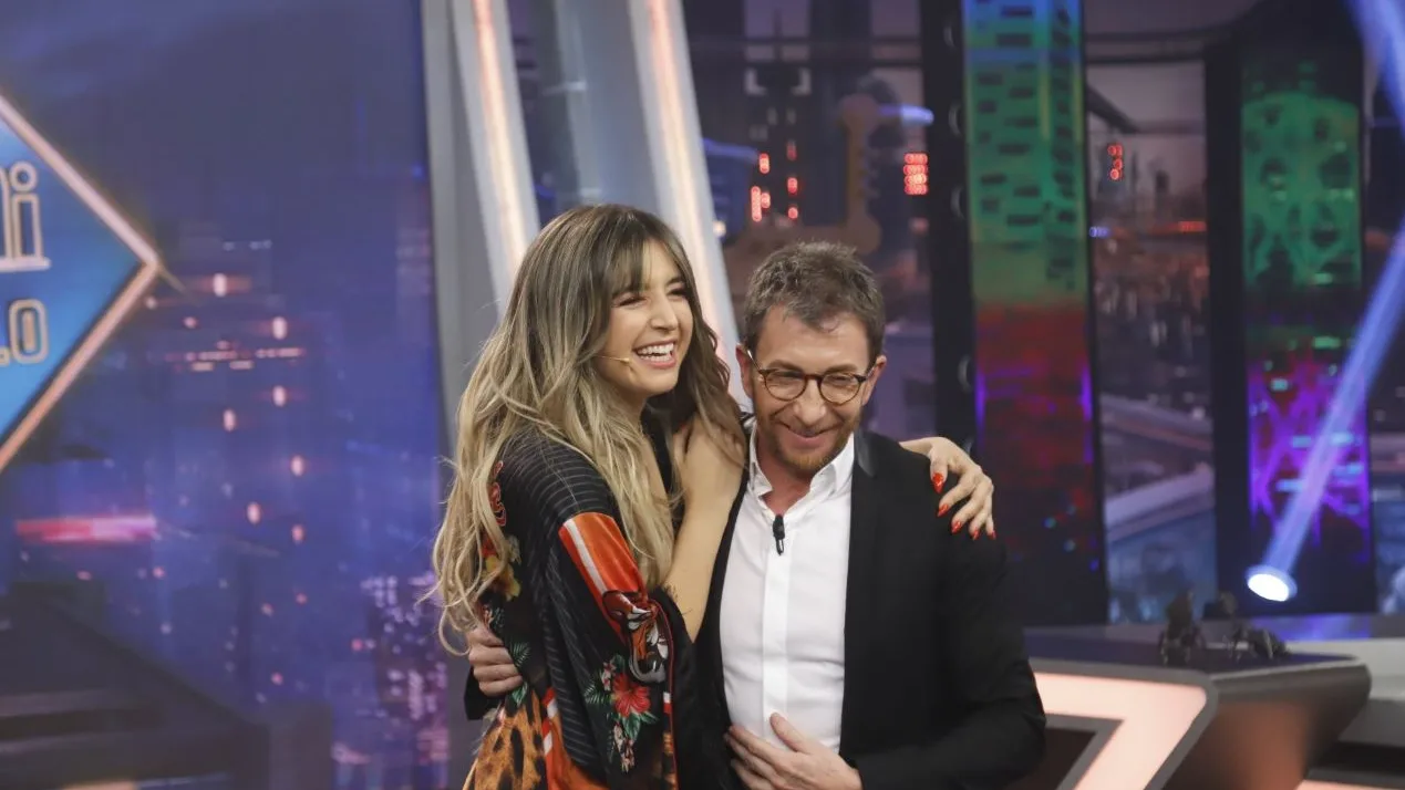 Lola Índigo y su último single 'Maldición', cautivan el plató de 'El Hormiguero 3.0' Lola Índigo y su último single 'Maldición', cautivan el plató de 'El Hormiguero 3.0'