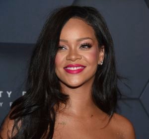 La artista Rihanna La artista Rihanna