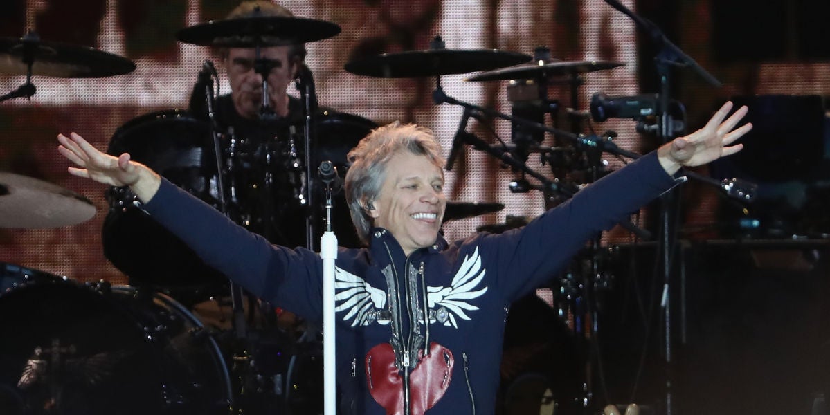 Bon Jovi durante un concierto