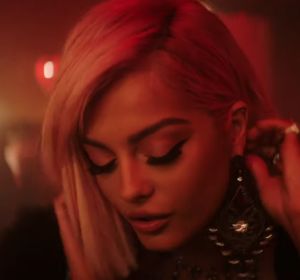 Bebe Rexha en el videoclip de 'Call You Mine' de The Chainsmokers Bebe Rexha en el videoclip de 'Call You Mine' de The Chainsmokers