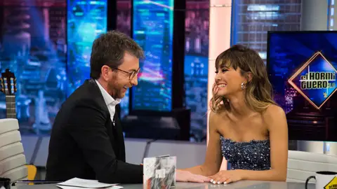 Aitana cuenta en 'El Hormiguero 3.0' la curiosa anécdota que tuvo con unas pezoneras Aitana cuenta en 'El Hormiguero 3.0' la curiosa anécdota que tuvo con unas pezoneras