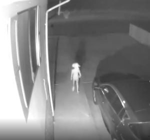 Imagen grabada por cámara de seguridad Imagen grabada por cámara de seguridad