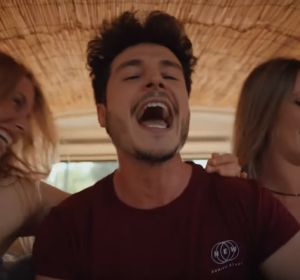 Miki Núñez en el vídeo de 'Celébrate' Miki Núñez en el vídeo de 'Celébrate'