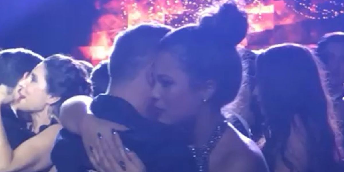 Alejandro Sanz bailando con su hija Manuela