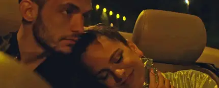 C. Tangana y Rosalía en el vídeo de 'Antes de morirme' C. Tangana y Rosalía en el vídeo de 'Antes de morirme'