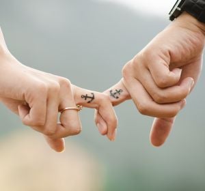 Pareja de jóvenes Pareja de jóvenes
