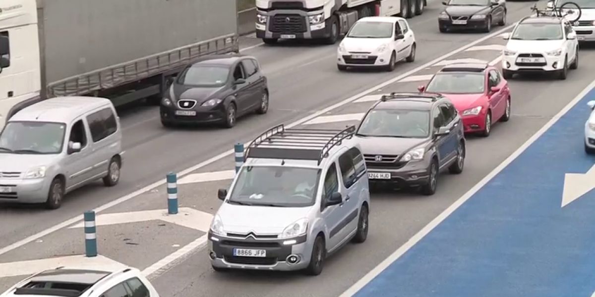 La DGT alerta de una estafa que comunica por mail multas de 1.530 euros a los conductores