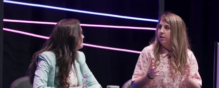 Flooxer | Problemas del primer mundo - Carolina Iglesias: "Estoy deseando que coincidas con Cristina Pedroche" Flooxer | Problemas del primer mundo - Carolina Iglesias: "Estoy deseando que coincidas con Cristina Pedroche"
