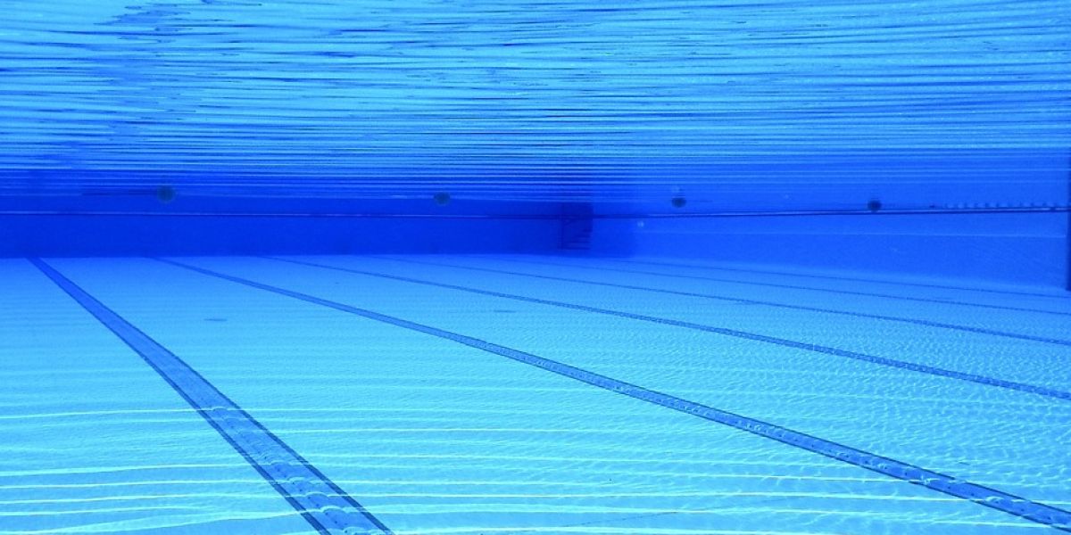 Imagen de archivo de una piscina