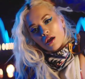 Rita Ora en el videoclip de 'New Look' Rita Ora en el videoclip de 'New Look'
