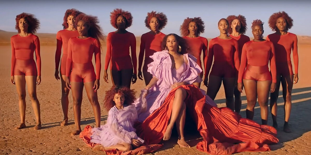 Beyoncé y Blue Ivy en el vídeo de 'Spirit'