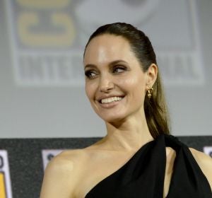 Angelina Jolie en la Comic Con 2019 presentando 'Los Eternos' Angelina Jolie en la Comic Con 2019 presentando 'Los Eternos'