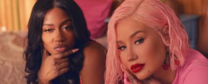 Iggy Azalea y Kash Doll, amigas de instituto en el vídeo de &#39;F*ck It Up&#39; 