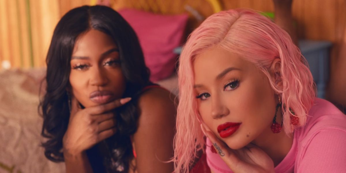 Iggy Azalea y Kash Doll, amigas de instituto en el vídeo de 'F*ck It Up'