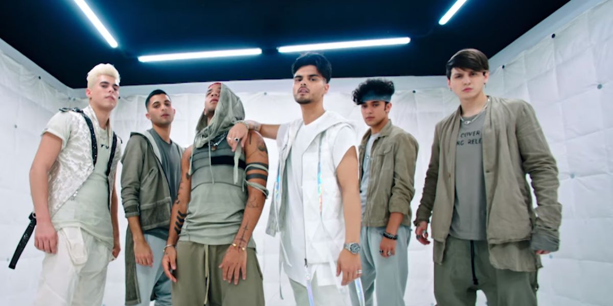Abraham Mateo y CNCO en 'Me vuelves loco'
