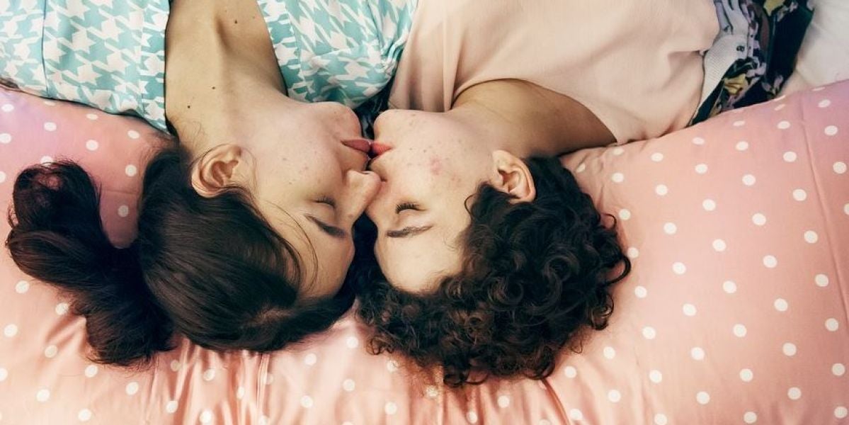 Pareja en la cama