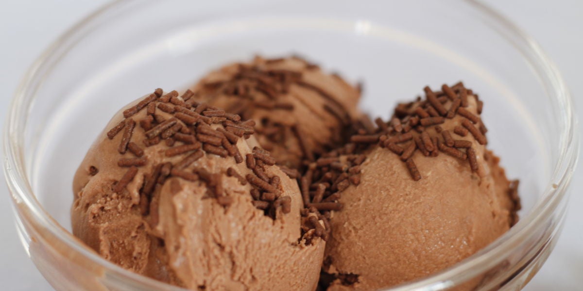 Helado de chocolate