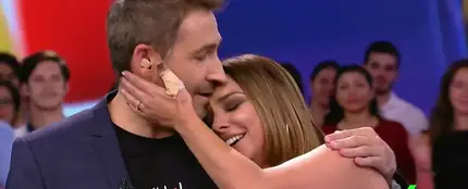 Chenoa cierra el último programa de Frank Blanco con su canción: "Todo te va a ir genial" Chenoa cierra el último programa de Frank Blanco con su canción: "Todo te va a ir genial"