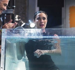 Pilar Rubio bate el récord de la apnea, el reto más extremo de 'El Hormiguero 3.0', superando los 4 minutos sin respirar bajo el agua Pilar Rubio bate el récord de la apnea, el reto más extremo de 'El Hormiguero 3.0', superando los 4 minutos sin respirar bajo el agua