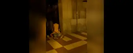 Graban a una pareja practicando sexo en mitad de la calle en Castellón Graban a una pareja practicando sexo en mitad de la calle en Castellón