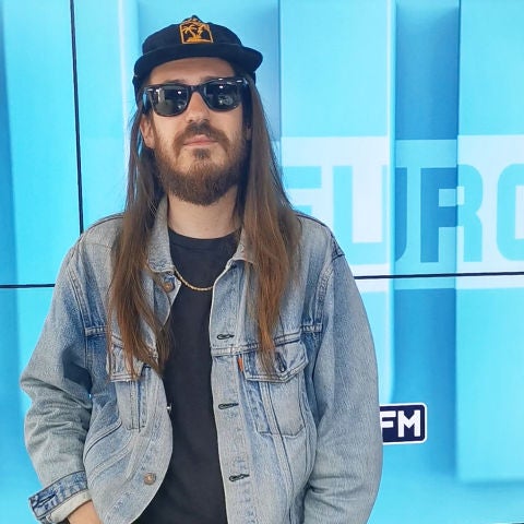 Carlos Sadness en Europa FM