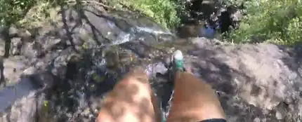 La terrible agonía de Heather Friesen tras caer desde una cascada de 15 metros en Hawái La terrible agonía de Heather Friesen tras caer desde una cascada de 15 metros en Hawái
