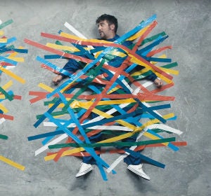 Estopa en el vídeo de 'Atrapado' Estopa en el vídeo de 'Atrapado'