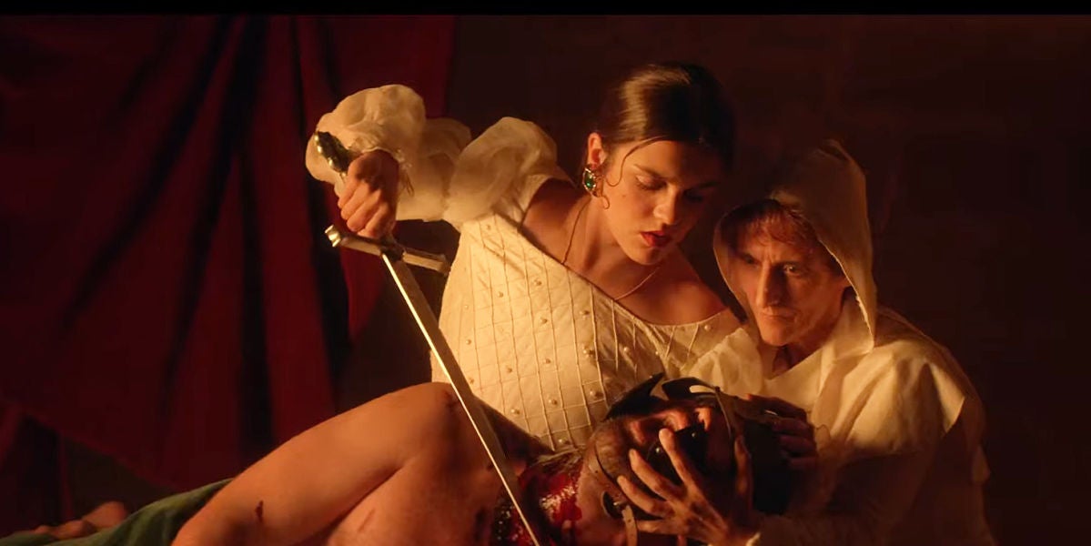 Amaia Romero en el videoclip 'Quiero que vengas'