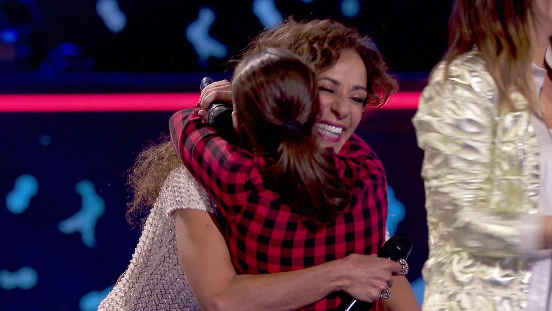 Rosario Flores suma la voz flamenca de Lidia España a su equipo Rosario Flores suma la voz flamenca de Lidia España a su equipo