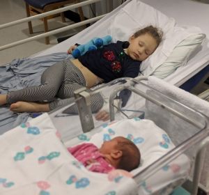 La última foto de las hermanas antes de la muerte de la mayor La última foto de las hermanas antes de la muerte de la mayor