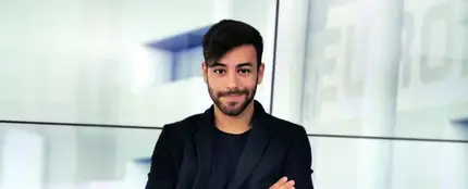 Agoney en los estudios de Europa FM Agoney en los estudios de Europa FM