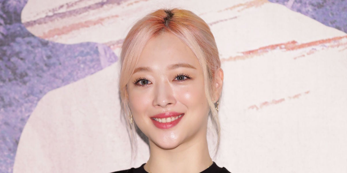 Sulli, en un evento promocional tras abandonar f(x)