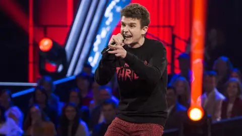 Arkano improvisa una canción con la ayuda de los asesores de ‘La Voz Kids’ Arkano improvisa una canción con la ayuda de los asesores de ‘La Voz Kids’