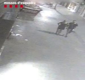 Los Mossos piden ayuda para identificar al autor de un crimen en Sabadell Los Mossos piden ayuda para identificar al autor de un crimen en Sabadell